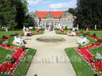 Kleines Schloss Blankenburg mit Barockgrten
